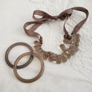 Necklace bracelet ensemble